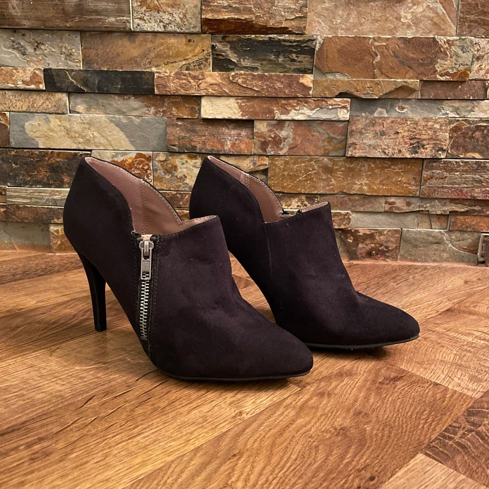 Mossimo Side Zipper Heel
